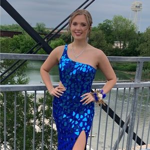 Meet your Posher, Aubrey